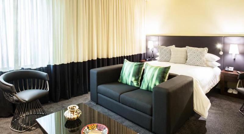 Junior Suite,985494034:JPEG
