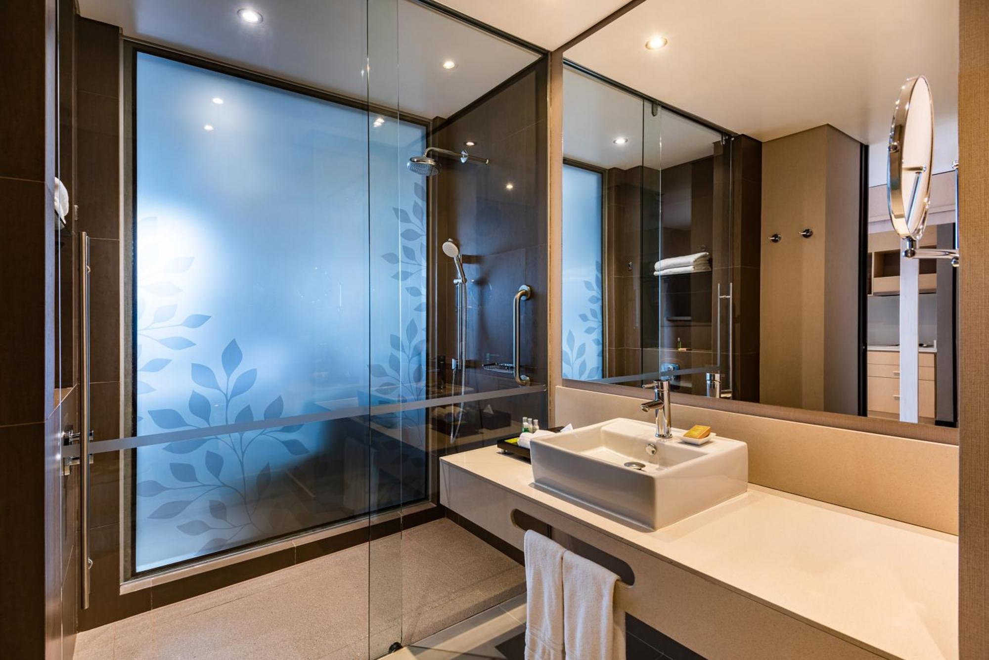 King Room Kitchenette,1549474228:JPEG