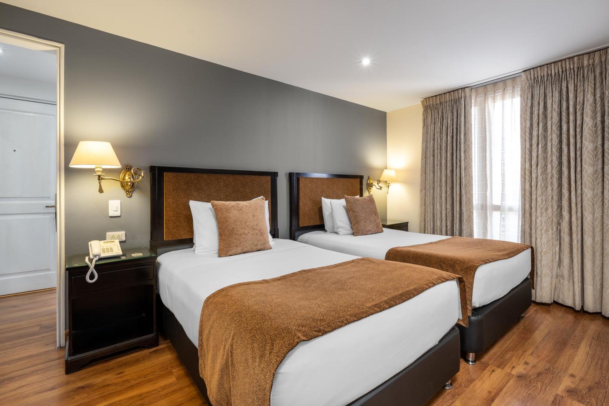 Twin Room,1613677204:JPEG