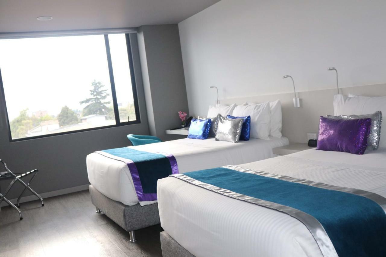 Habitación con 2 camas grandes
